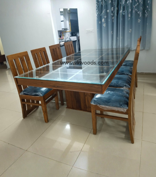 The Classic Glass-Top Suite