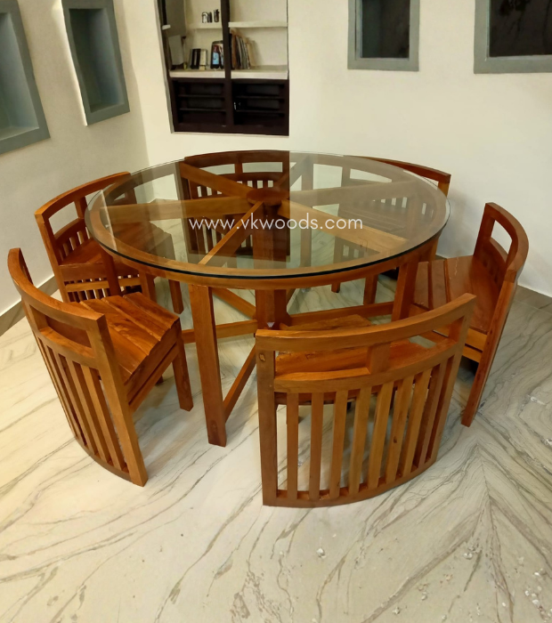 The Clear-Top Nester