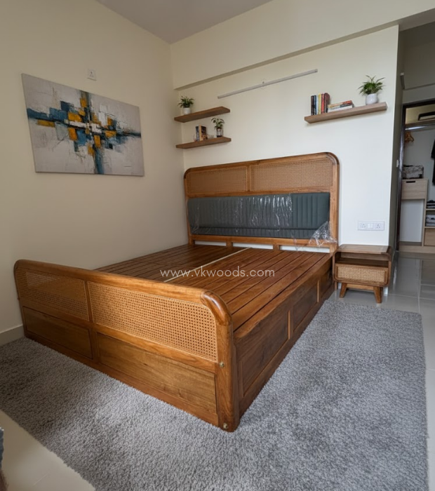 The Heritage Rattan Bed